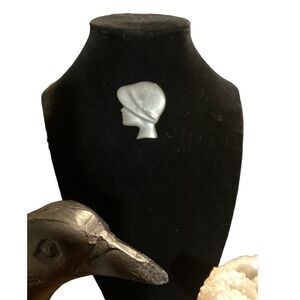 Vintage 1930s–1940s Art Deco “Lady’s Profile” Brooch